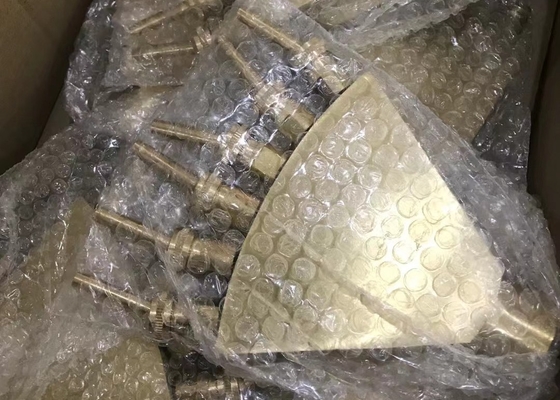 真鍮のChromplateフェニックスの物語のダンスの噴水はジェット機水スプレーの最高4mをノズルを通して出す