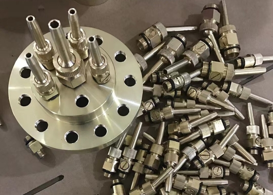 DN25プールの噴水の付属品によっては1"真鍮の調節可能な層3つ花音楽噴水が開花する