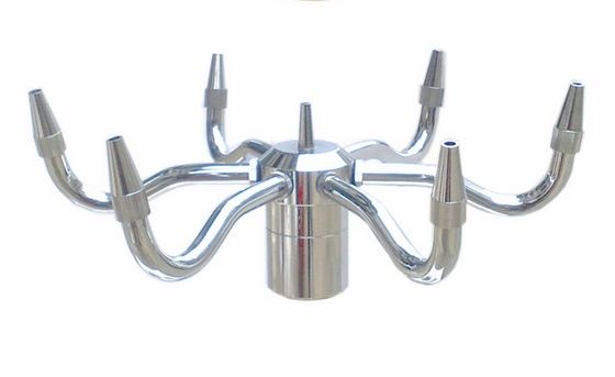 真鍮のChromeのピルエットの噴水のジェット機ノズルの噴水のスプレー・ヘッドの池の噴水のノズル