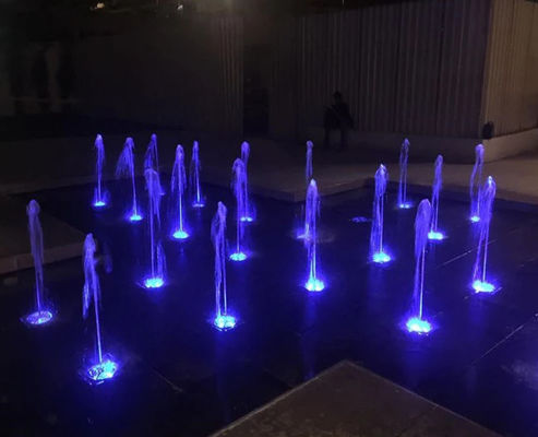 2MX4Mのミュージカルのダンスの噴水
