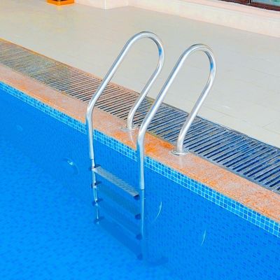 5梯子1.35mm FRBのステンレス鋼のプールの歩む