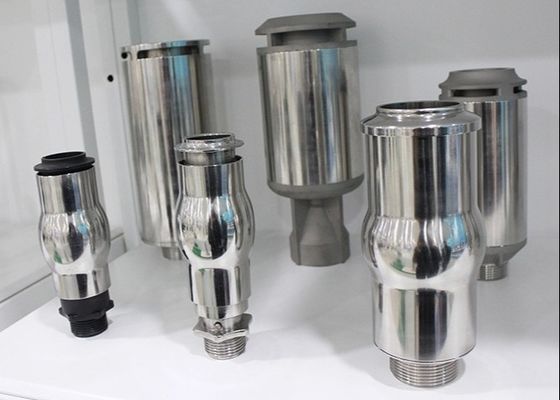 ROHSの泡だらけの噴水のノズルの泡のジェット機2"噴水池のスプリンクラー ヘッド