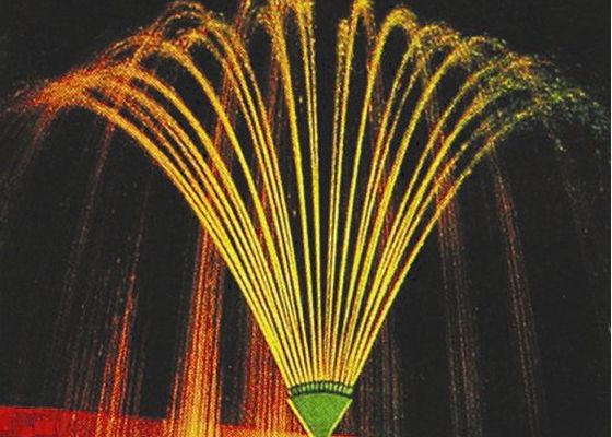 真鍮のChromplateフェニックスの物語のダンスの噴水はジェット機をノズルを通して出す