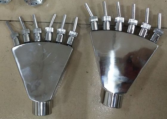 真鍮のChromplateフェニックスの物語のダンスの噴水はジェット機をノズルを通して出す