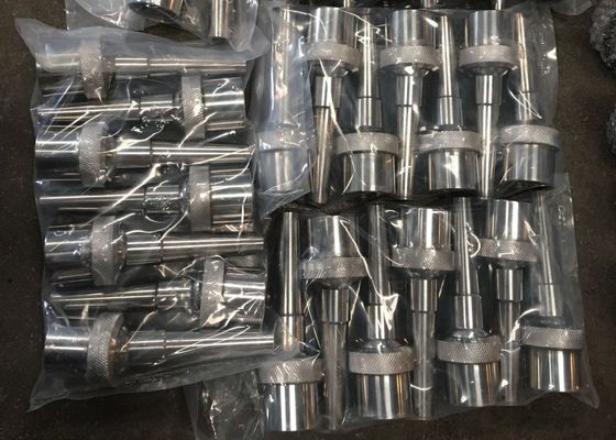 20mm水出口のダンスの噴水は単一のジェット機をノズルを通して出す