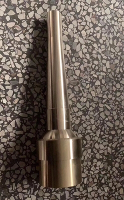 2つはDN50単一のジェット機のダンスの噴水10mを高く吹きかかるノズルを通して出す