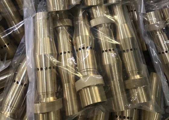 十分に真鍮の踊る噴水は25m3/h 250Kpaをノズルを通して出す